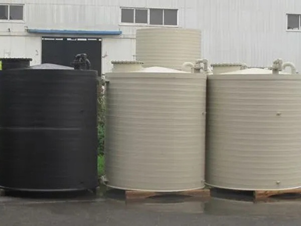 pph儲罐中立式儲罐和臥式儲罐有什么不同